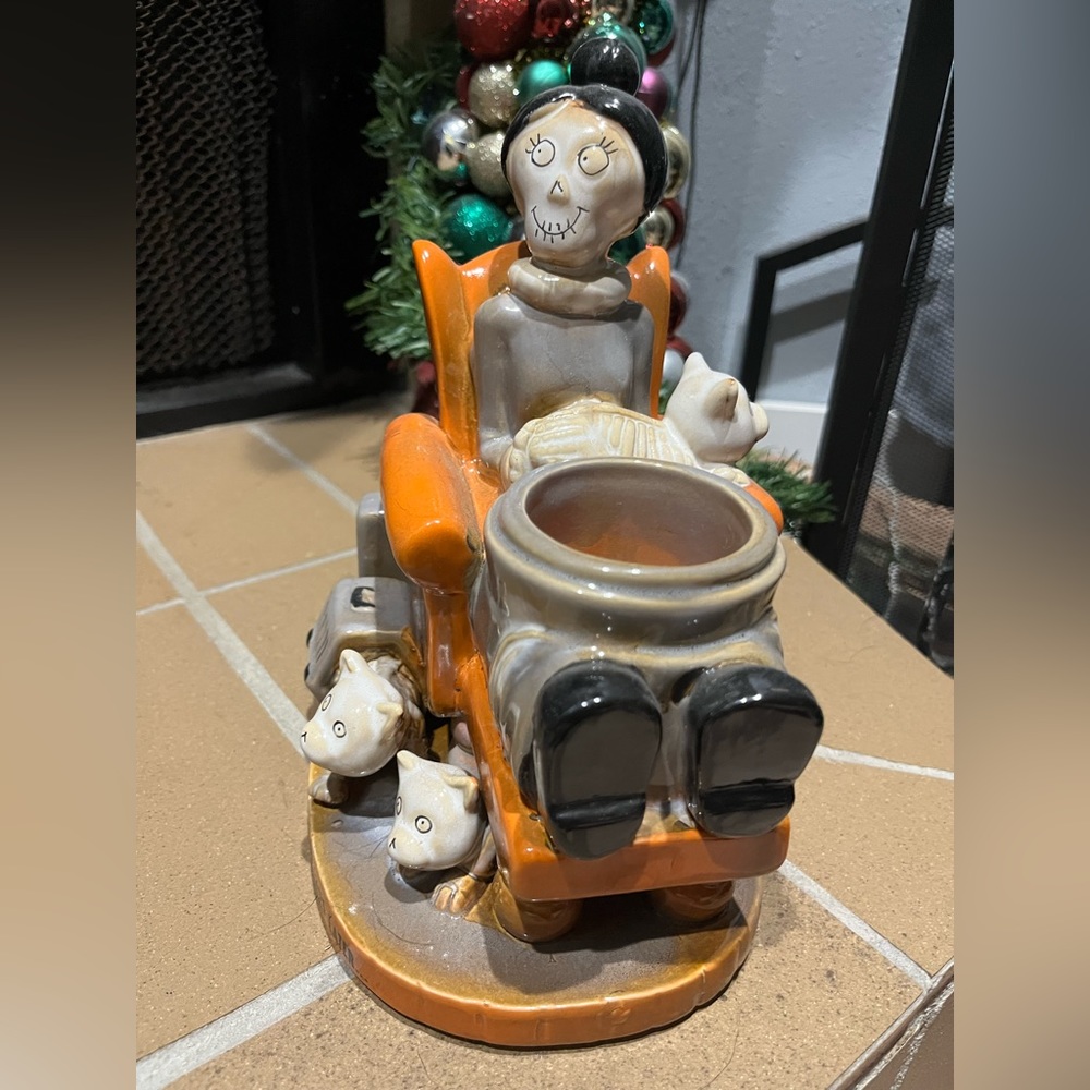 Yankee Candle Boney Bunch Nine Lives Later